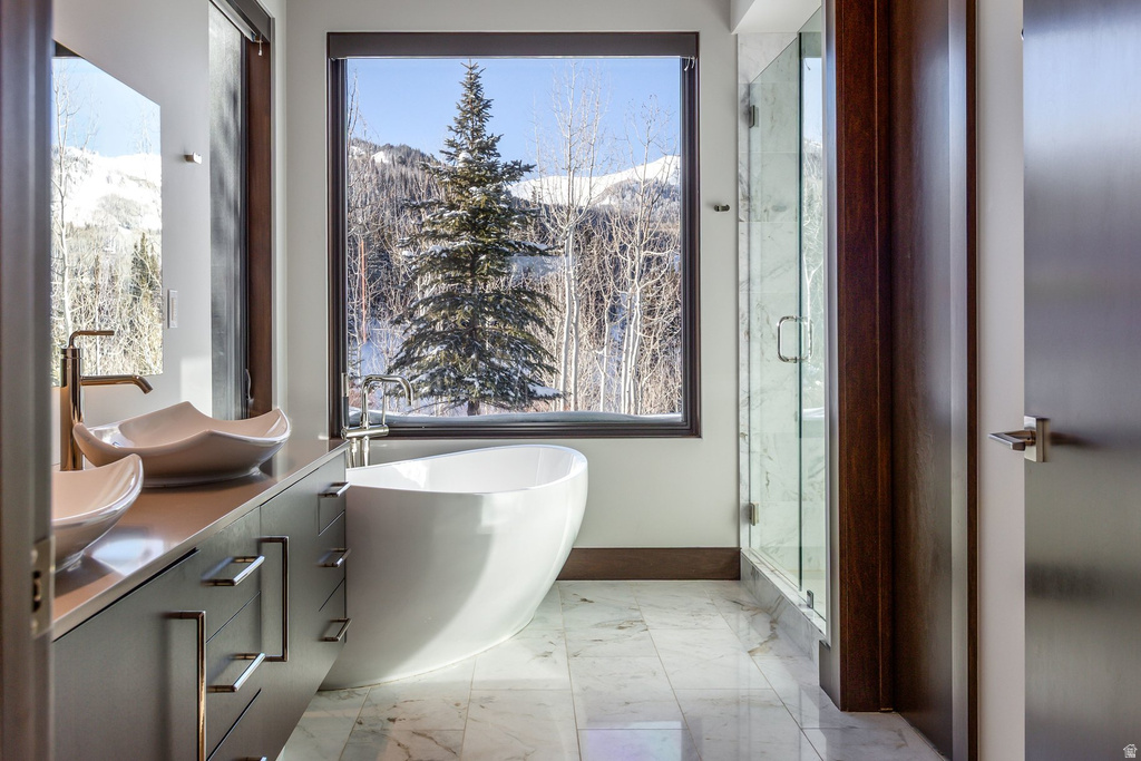 210 WHITE PINE CANYON RD Park City, UT 84060