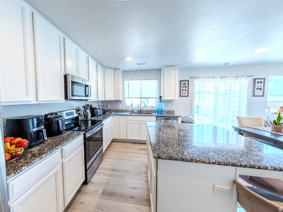 3209 S CLAIRE AVE Syracuse, UT 84075