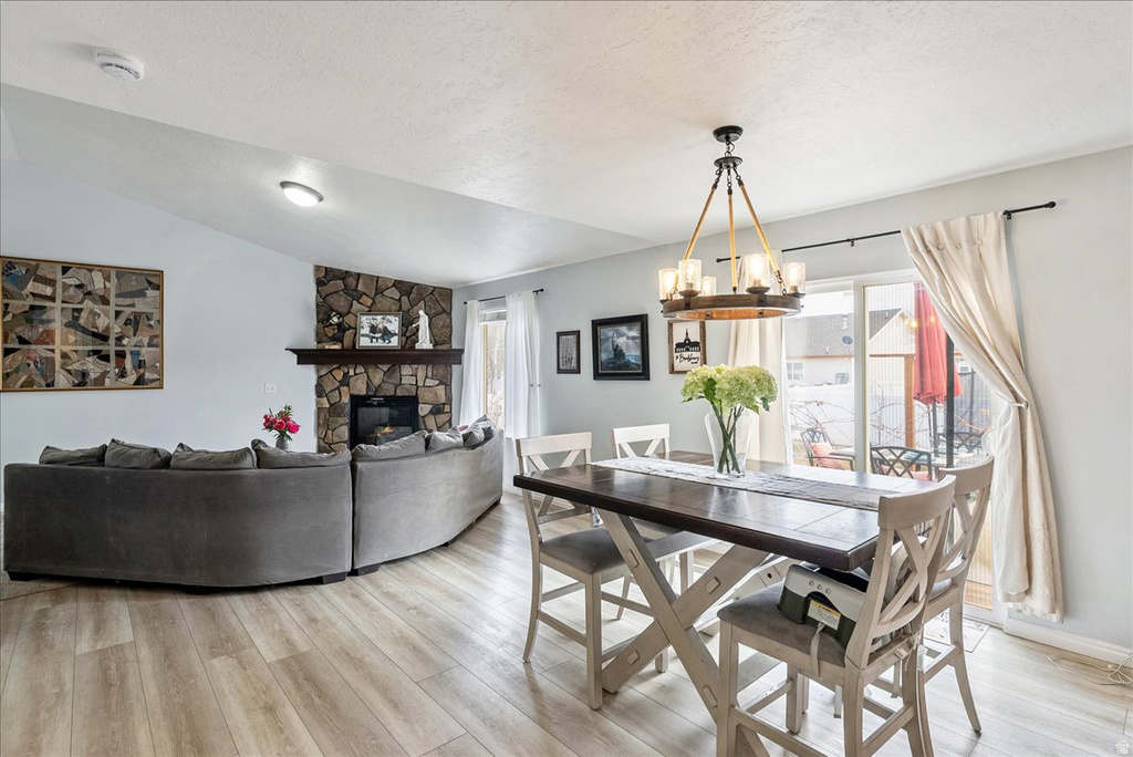 2126 E LODGE POLE DR Eagle Mountain, UT 84005