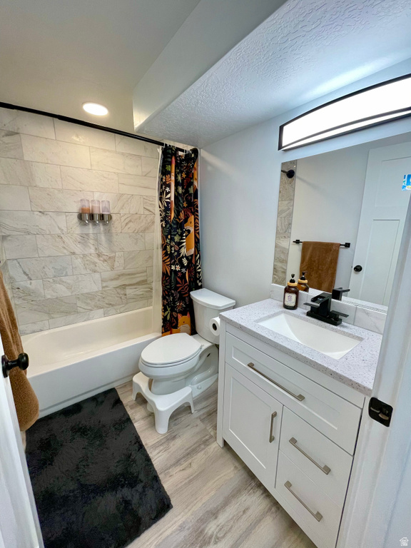 2126 E LODGE POLE DR Eagle Mountain, UT 84005