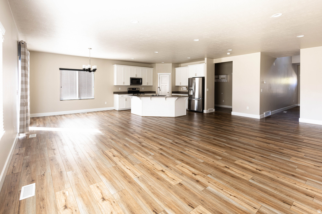 591 W KOINS WAY Bluffdale, UT 84065