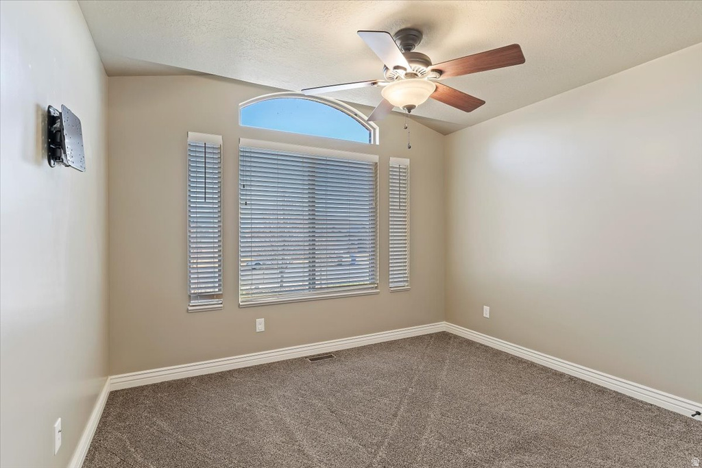 2287 N 2850 W Plain City, UT 84404