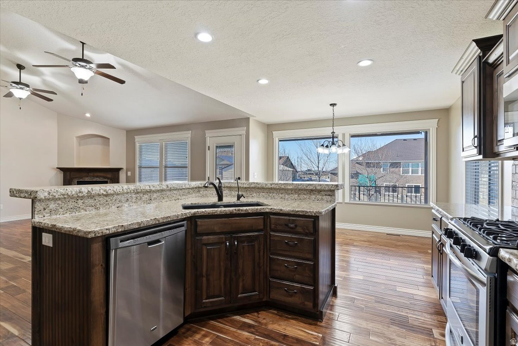 2287 N 2850 W Plain City, UT 84404