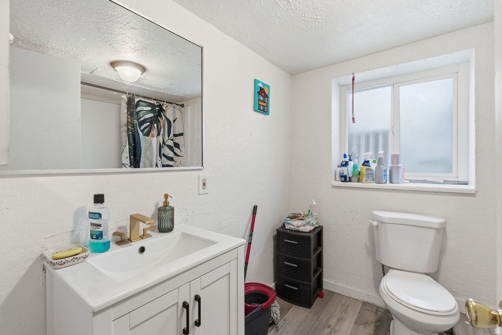 1594 W 2700 ST Salt Lake City, UT 84119