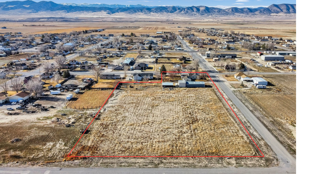 90 N 100 E Centerfield, UT 84622