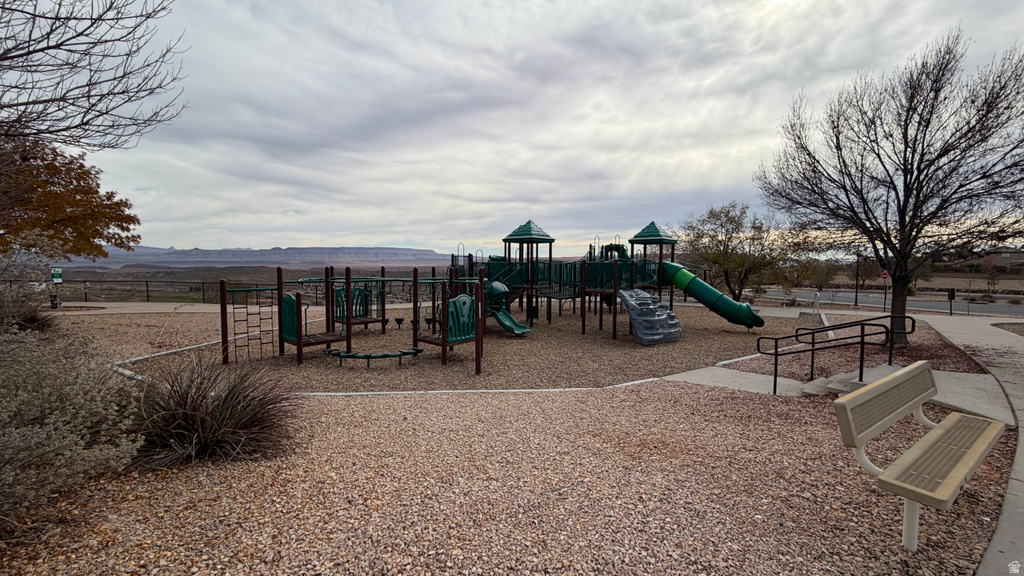 1493 N HORIZON PKWY Washington, UT 84780