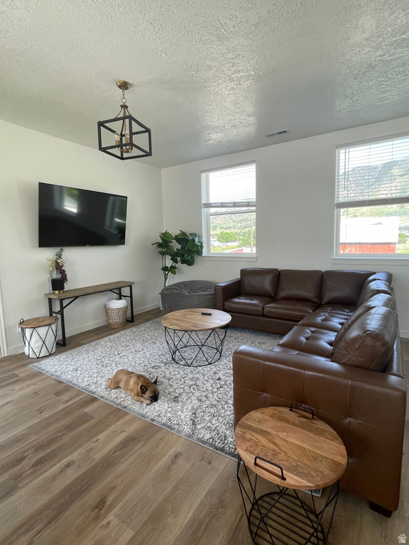 716 S 600 E River Heights, UT 84321