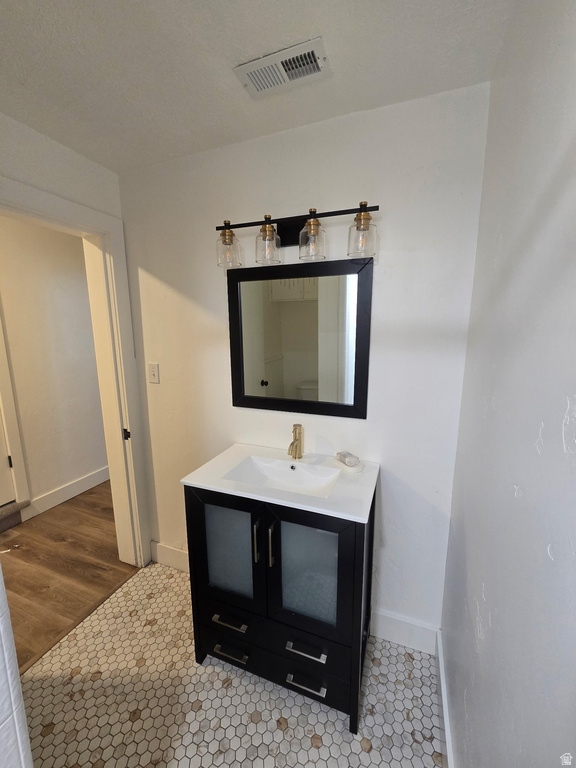 716 S 600 E River Heights, UT 84321