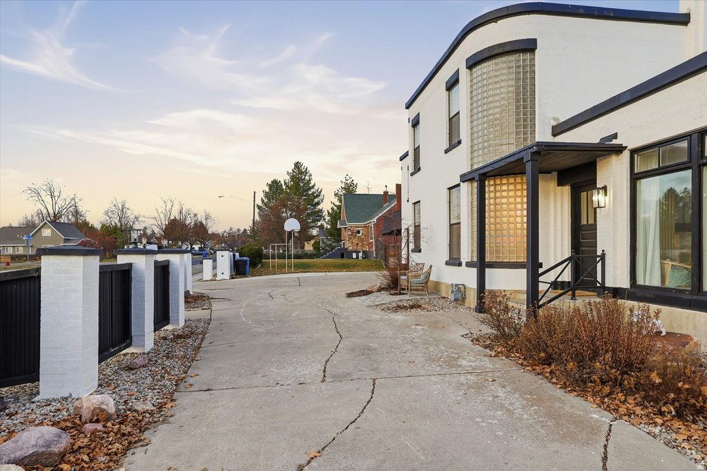 716 S 600 E River Heights, UT 84321