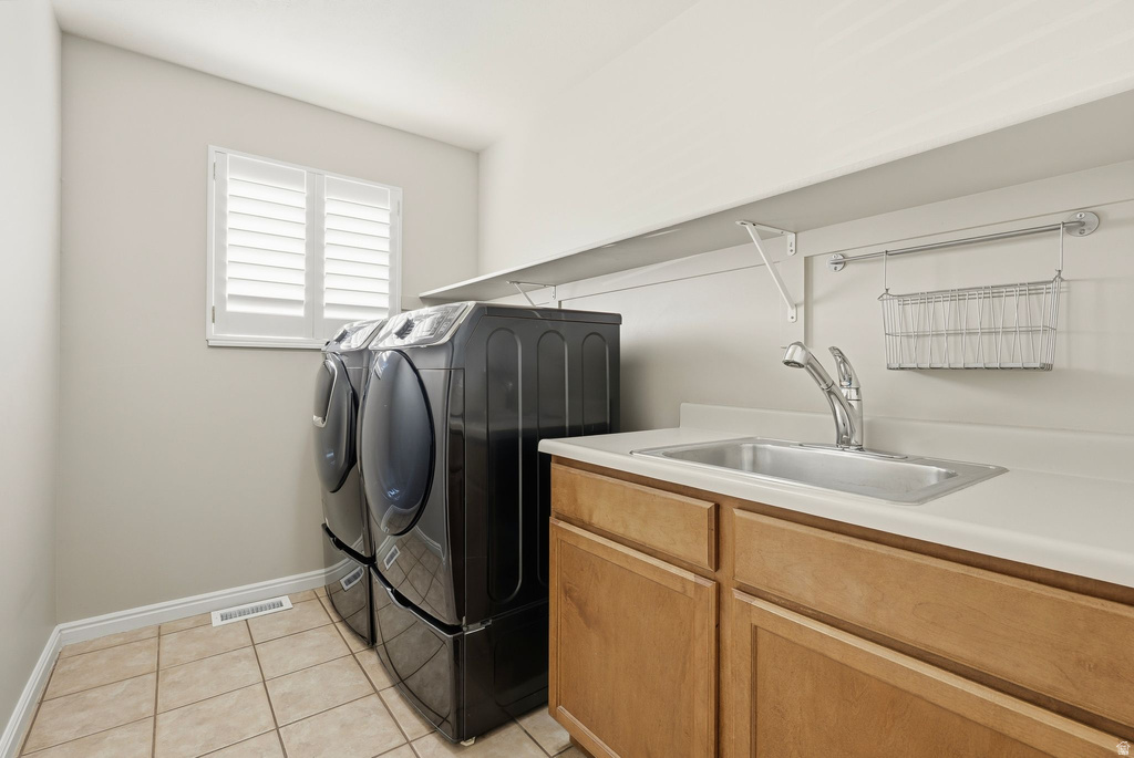 6438 S MCKINLEY LN Taylorsville, UT 84129