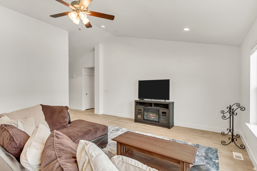 188 E BRUIN DR Eagle Mountain, UT 84005