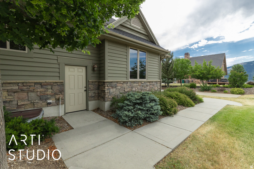 3700 N FOOTHILL LN Eden, UT 84310