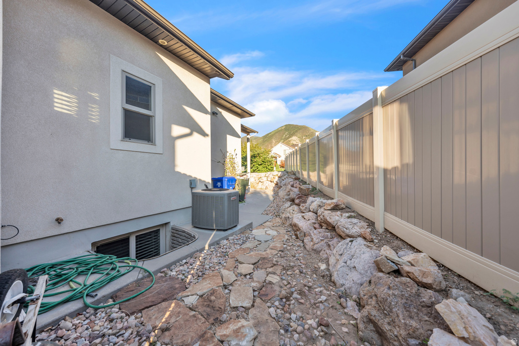 1256 UPLAND DR Tooele, UT 84074