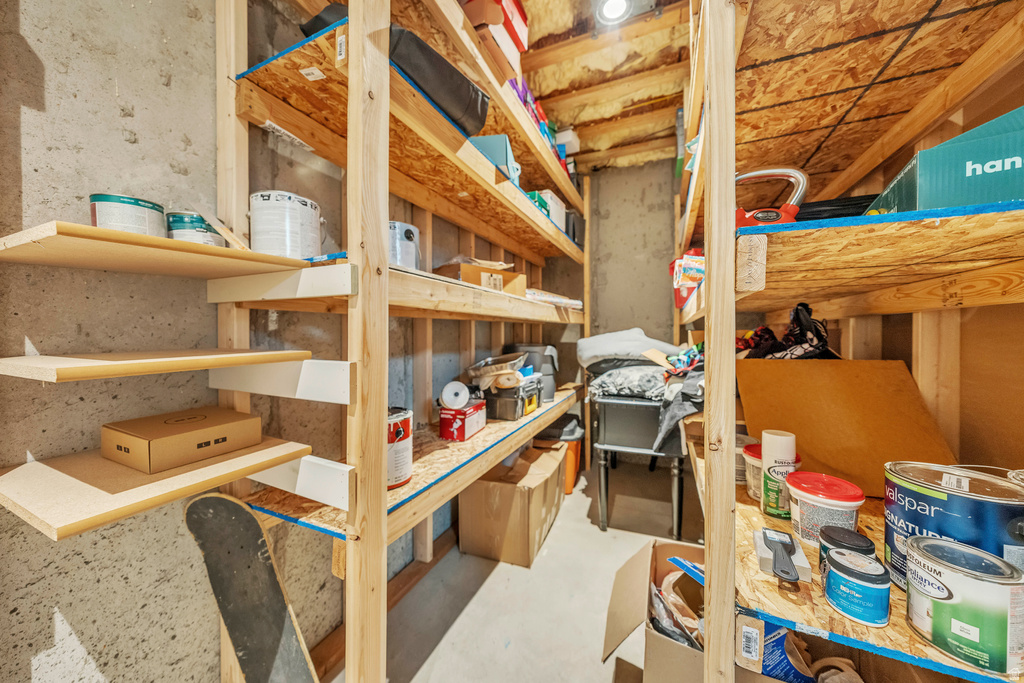 1256 UPLAND DR Tooele, UT 84074