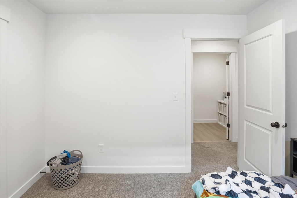 11754 S SILVER POND DR South Jordan, UT 84009