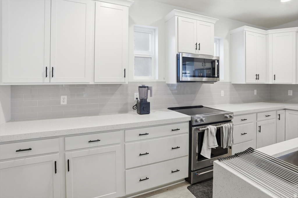 11754 S SILVER POND DR South Jordan, UT 84009