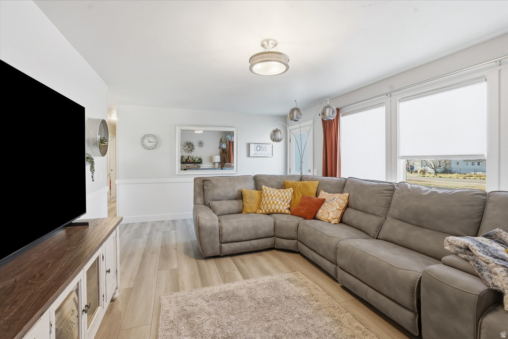 8226 N 11600 W Tremonton, UT 84337