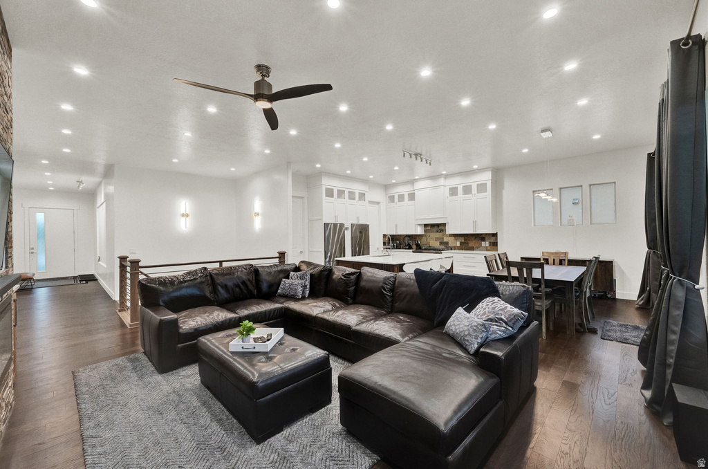 672 S 1920 W Orem, UT 84059