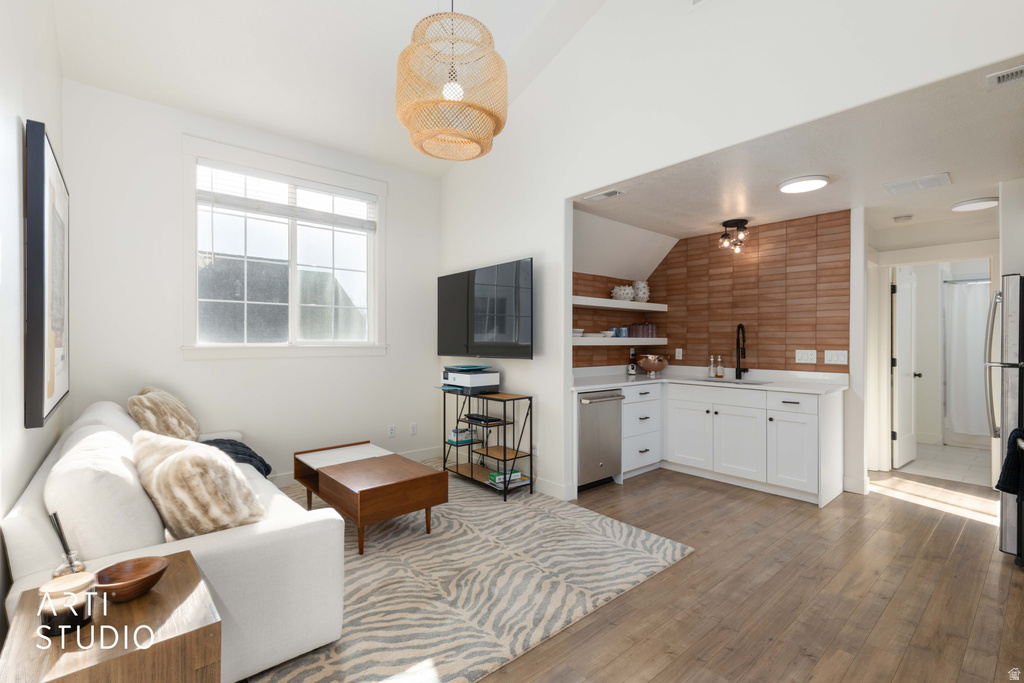 342 W CLARK CIR Farmington, UT 84025