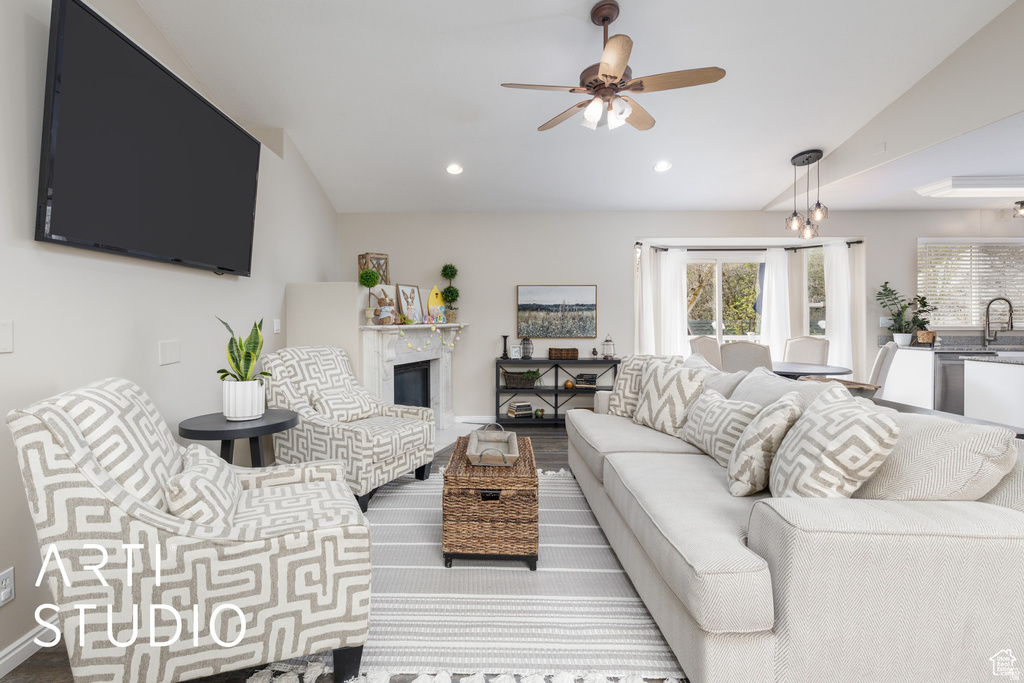 1907 N BRIDGE CT Layton, UT 84040