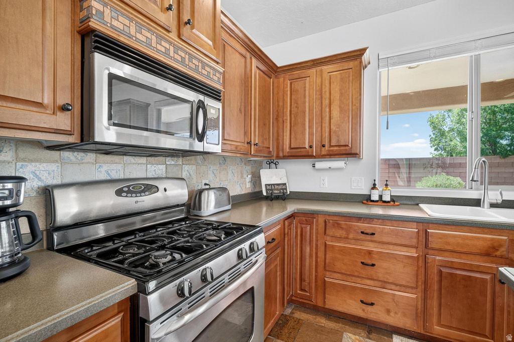 2602 E SPRING CANYON DRIVE Washington, UT 84780