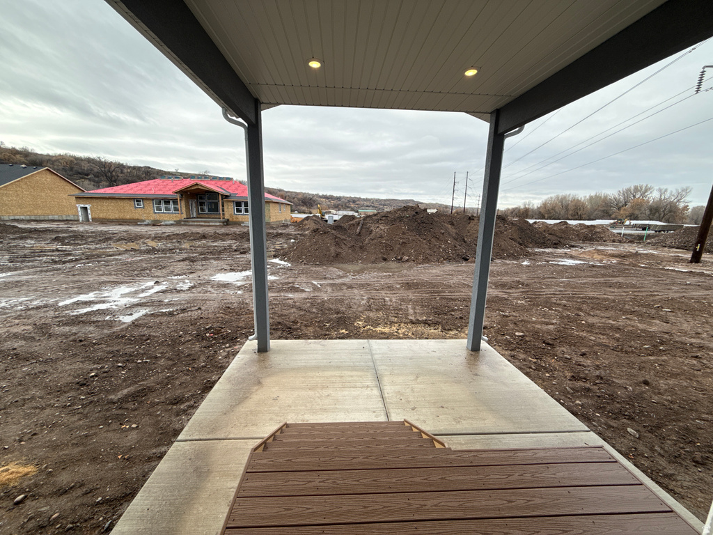 6379 S RAY DR #104 South Weber, UT 84405