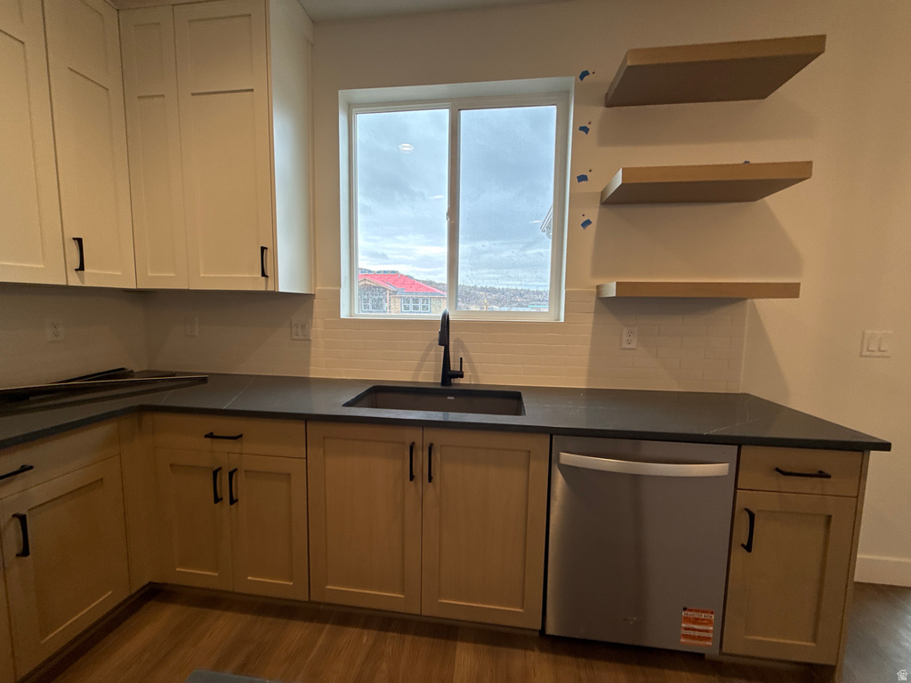 6379 S RAY DR #104 South Weber, UT 84405