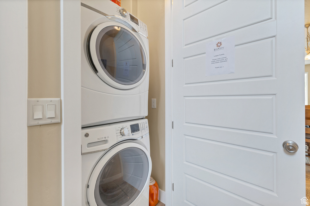 1709 W MYRTLE BEACH CT St George, UT 84770