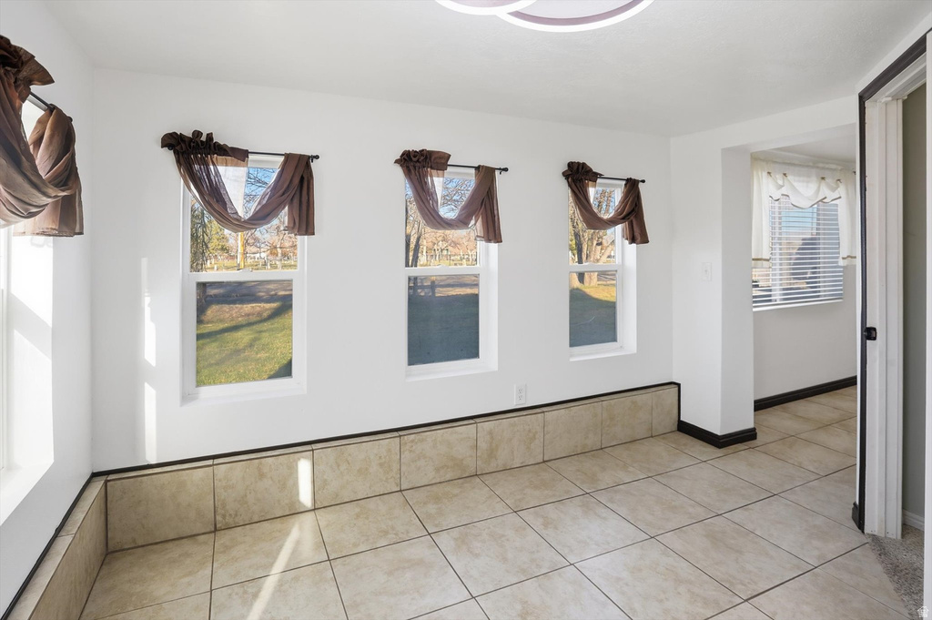 397 W MAIN ST Grantsville, UT 84029