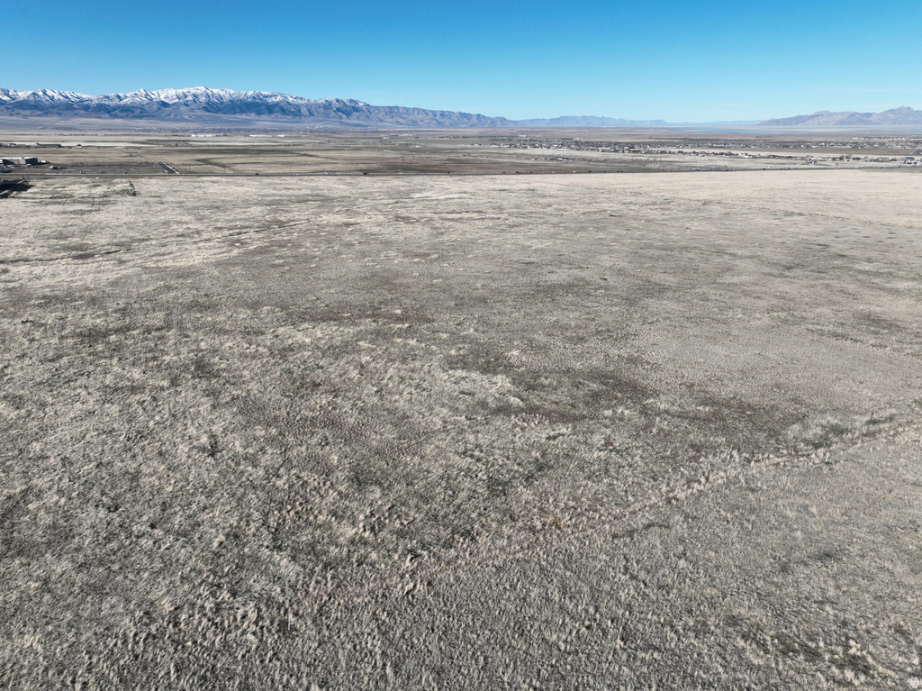 2520  N 400 Tooele, UT 84074