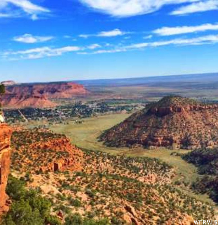 421 E WHITE SANDS WAY #D Orderville, UT 84758