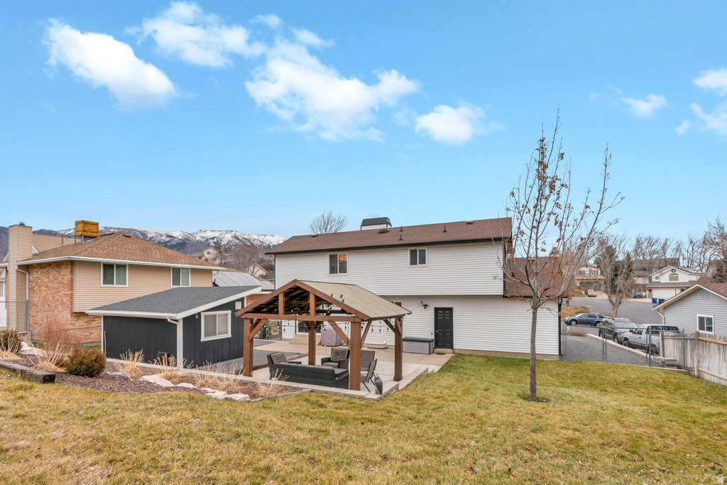 943 E 3400 N Layton, UT 84040