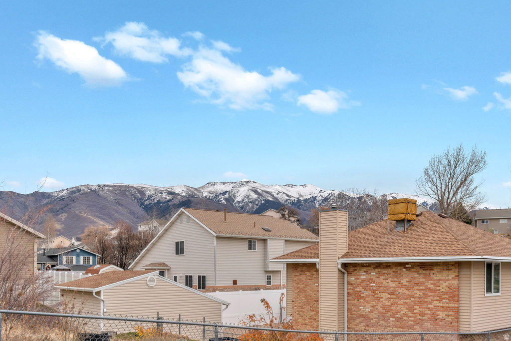 943 E 3400 N Layton, UT 84040