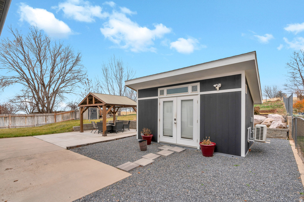 943 E 3400 N Layton, UT 84040