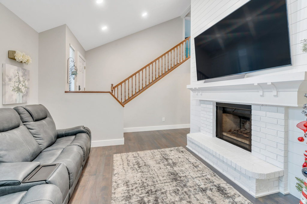 943 E 3400 N Layton, UT 84040