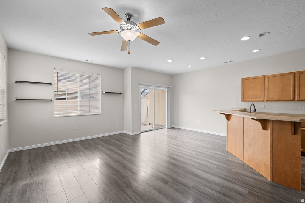 997 W ALLINGTON DR North Salt Lake, UT 84054