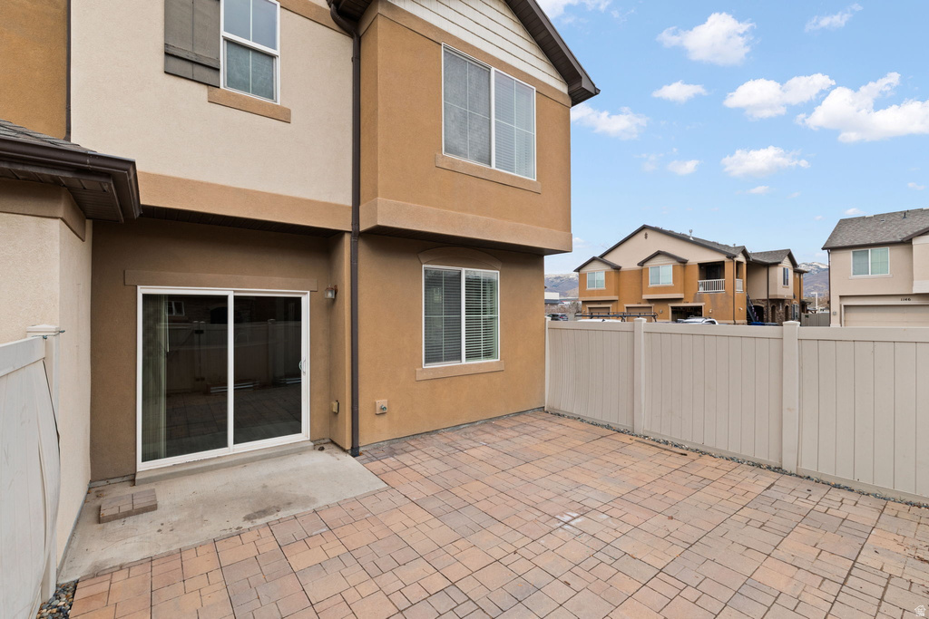 997 W ALLINGTON DR North Salt Lake, UT 84054