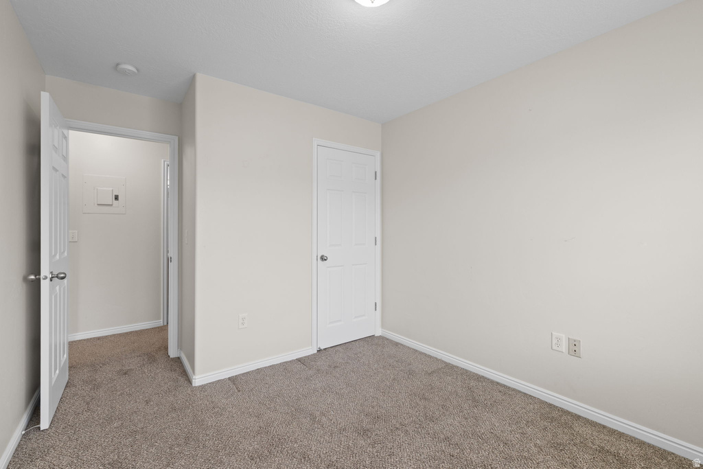 997 W ALLINGTON DR North Salt Lake, UT 84054