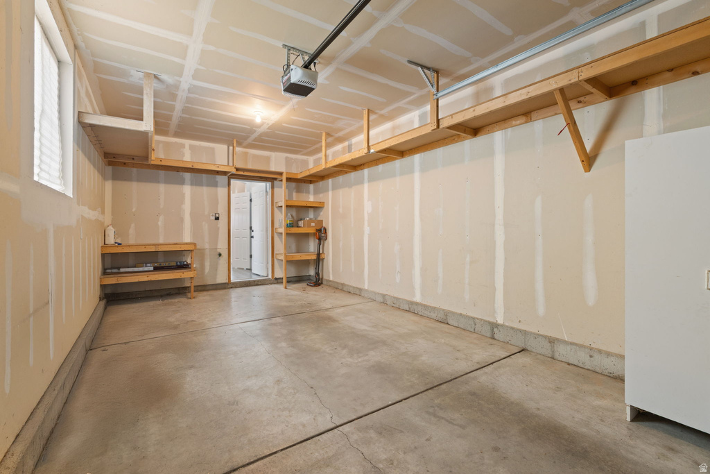 997 W ALLINGTON DR North Salt Lake, UT 84054