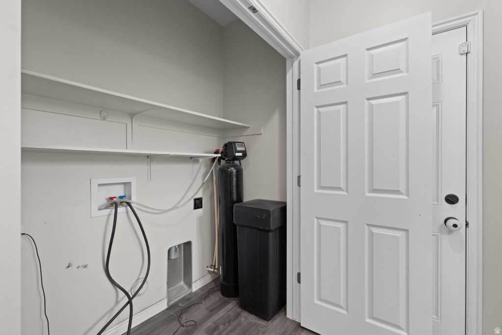 997 W ALLINGTON DR North Salt Lake, UT 84054