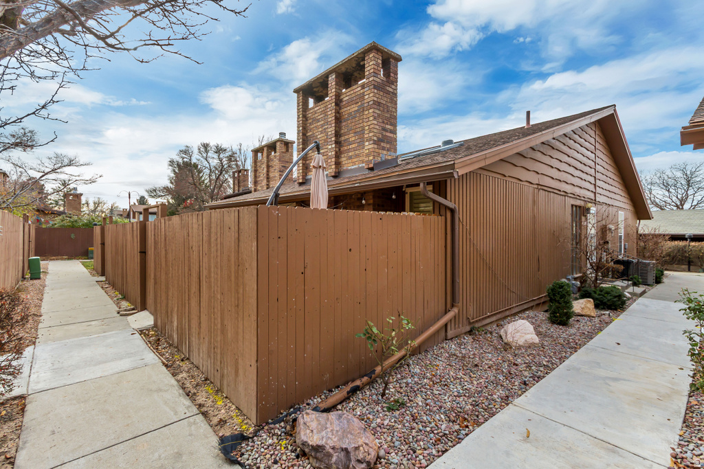 3371 S HONEYCUT RD #B Millcreek, UT 84106