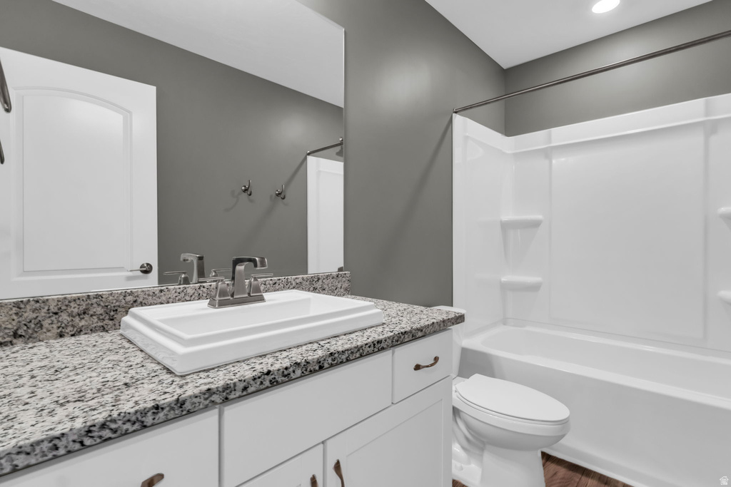 192 E CROWN POINT DR Saratoga Springs, UT 84045