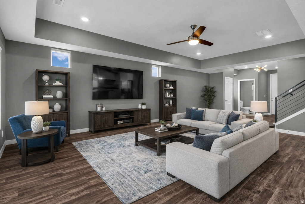 192 E CROWN POINT DR Saratoga Springs, UT 84045