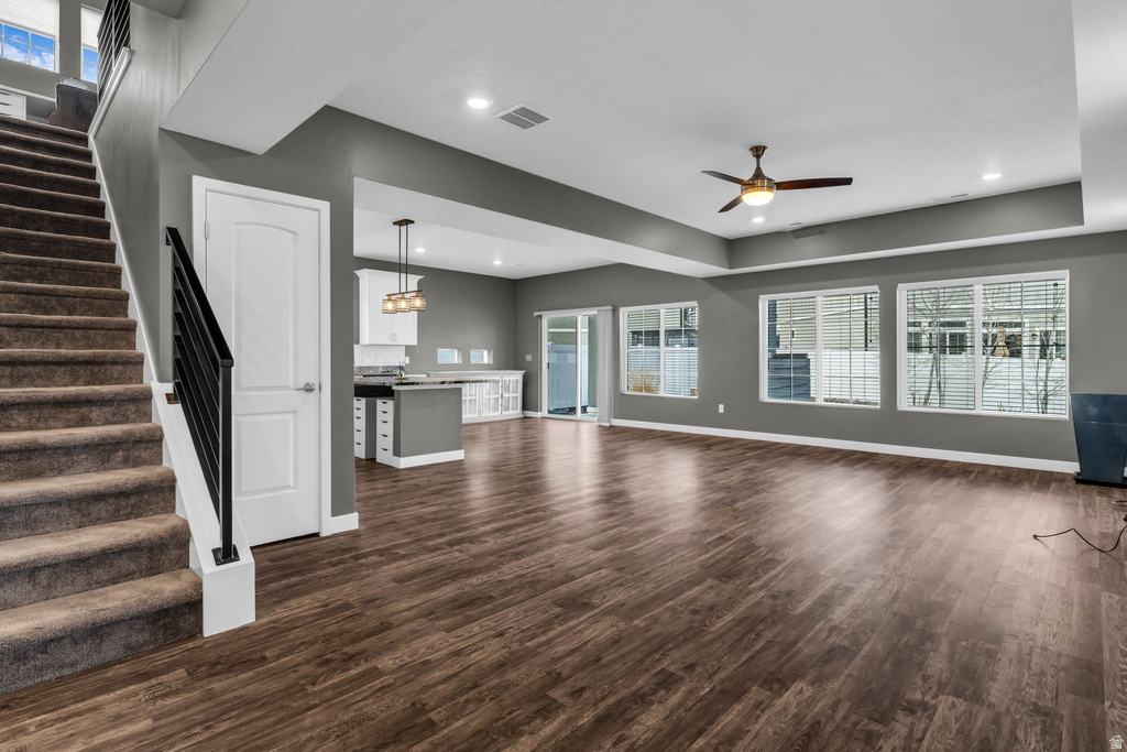 192 E CROWN POINT DR Saratoga Springs, UT 84045