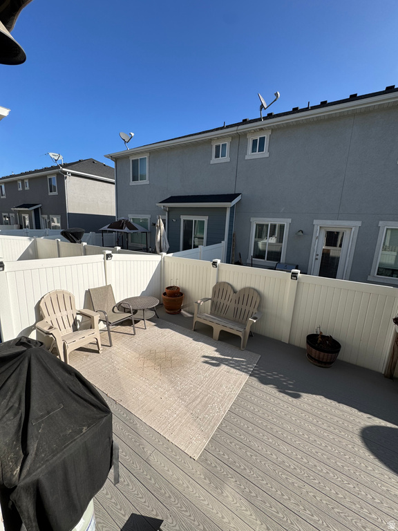 7410 N COTTAGE LN Eagle Mountain, UT 84005