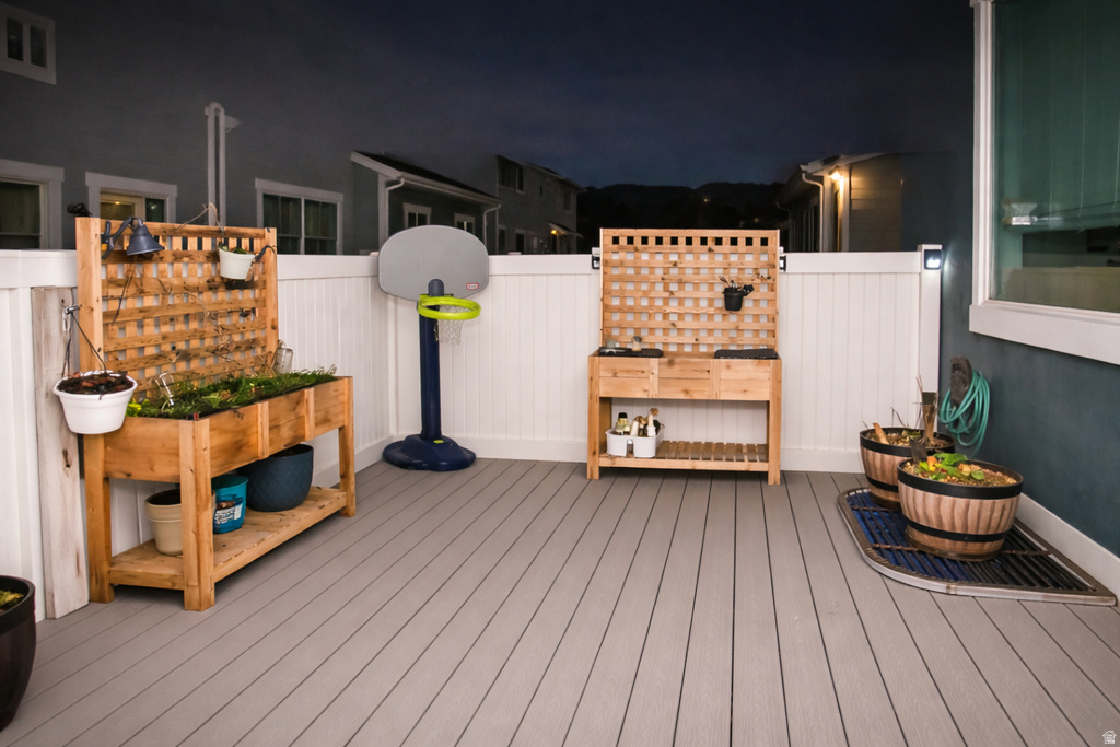 7410 N COTTAGE LN Eagle Mountain, UT 84005