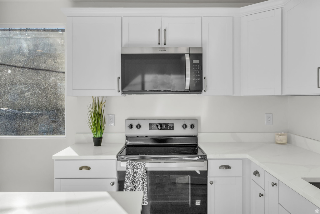 5320 S CHARLOTTE AVE Salt Lake City, UT 84118