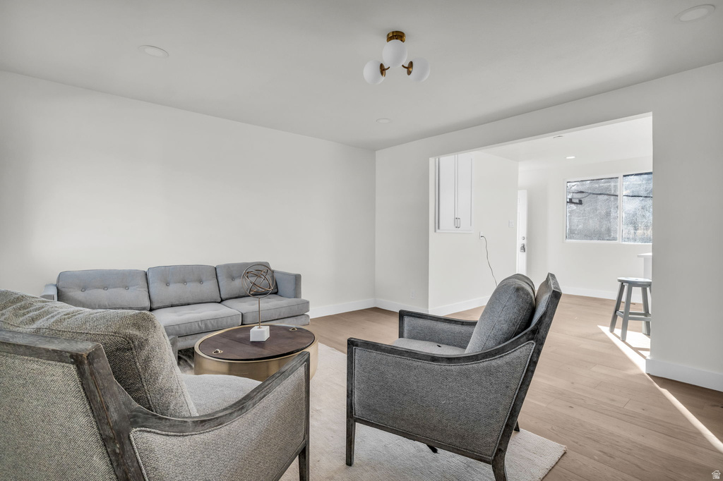 5320 S CHARLOTTE AVE Salt Lake City, UT 84118