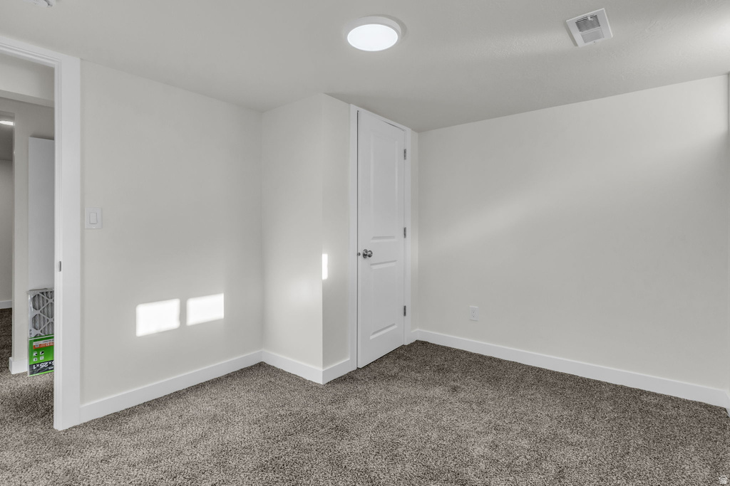 5320 S CHARLOTTE AVE Salt Lake City, UT 84118