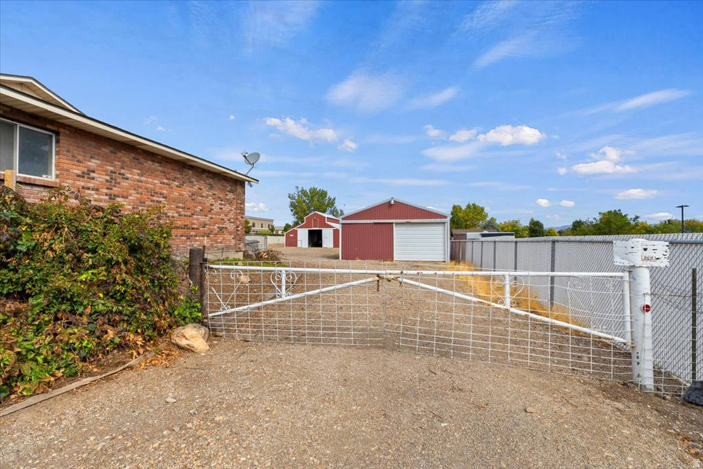 1600 W 11400 S South Jordan, UT 84095